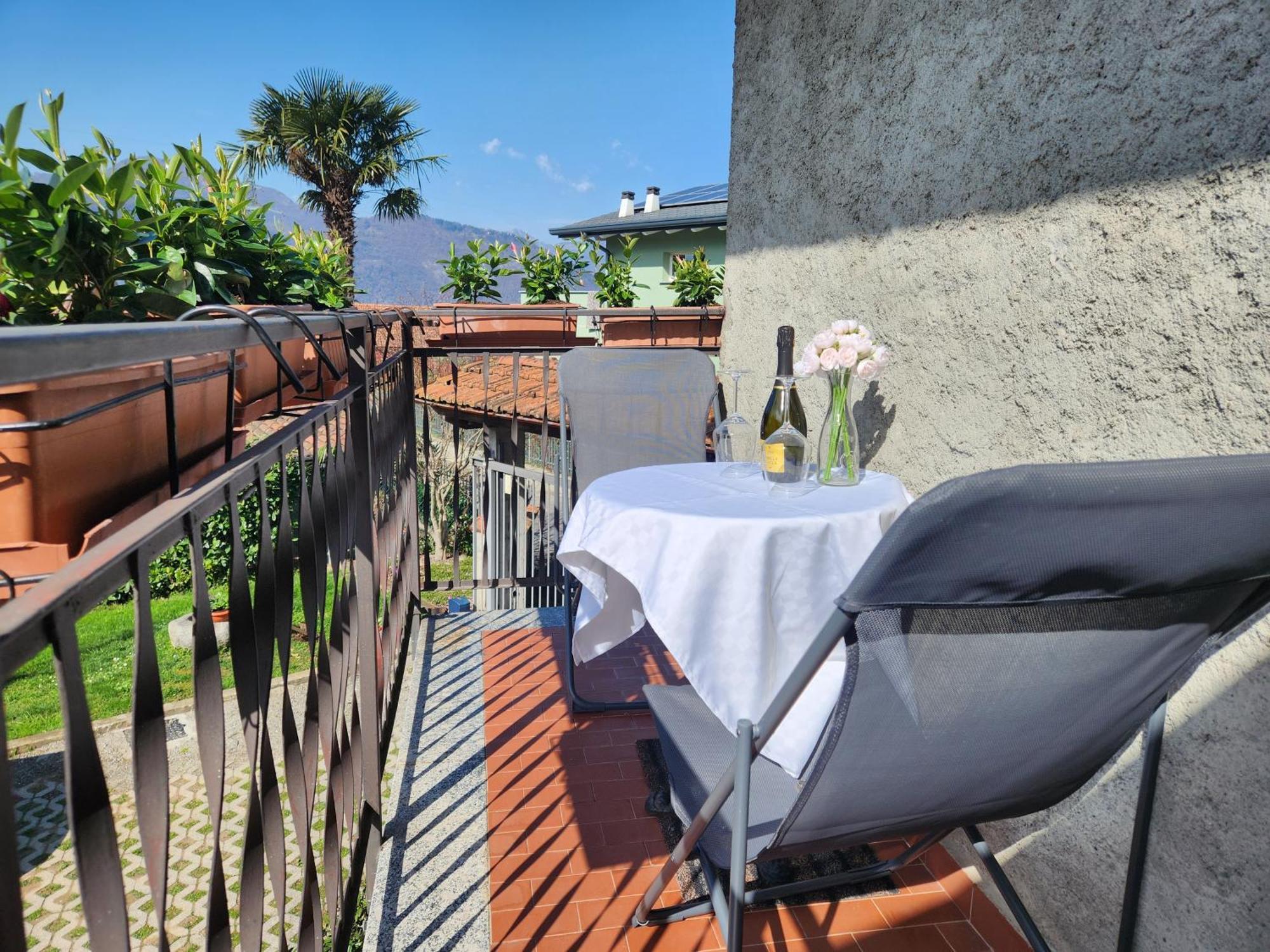 Laura'S Cottage With Lake View, Detached, 5 Kilometers From Varenna ليرنا المظهر الخارجي الصورة