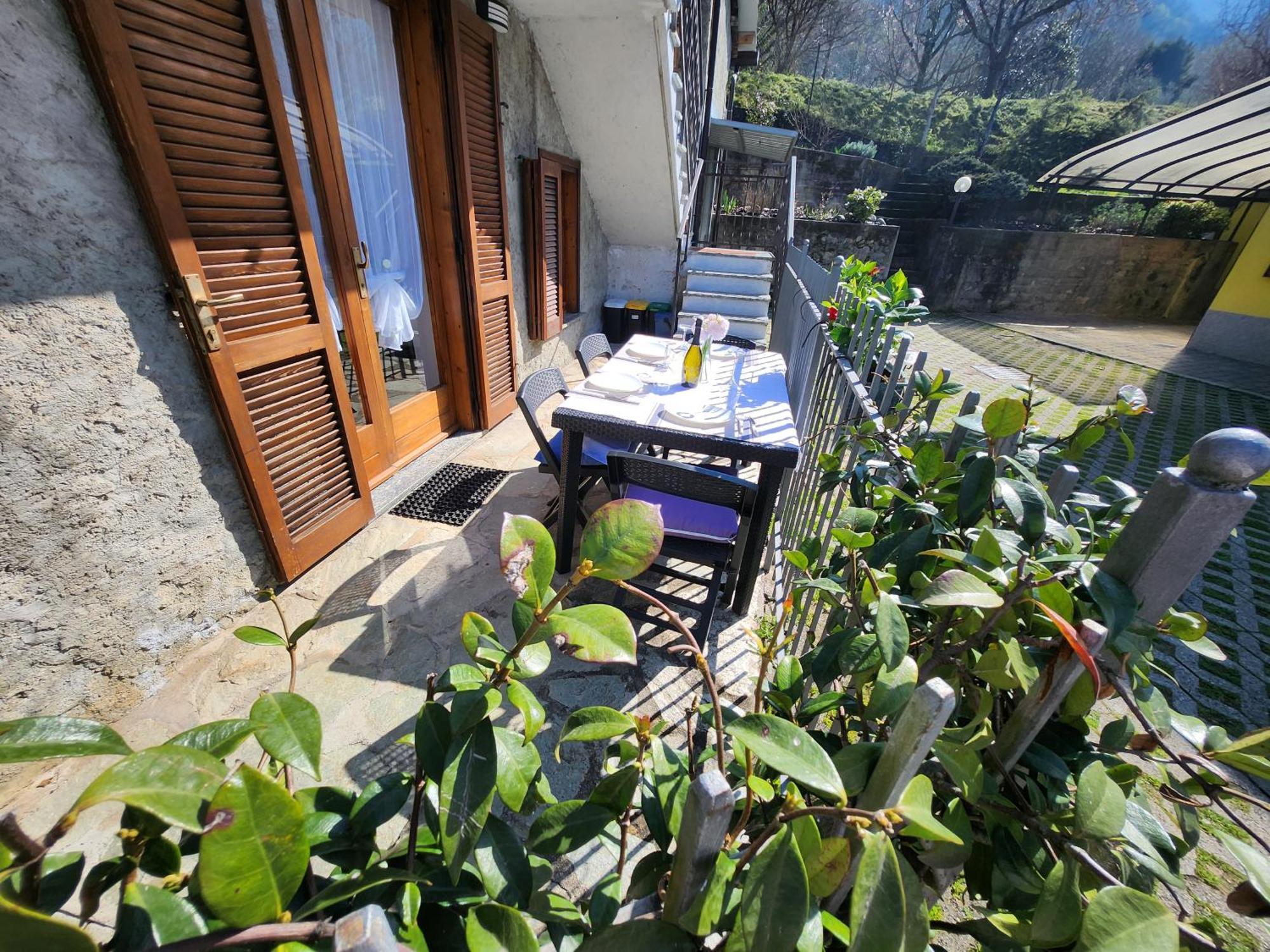 Laura'S Cottage With Lake View, Detached, 5 Kilometers From Varenna ليرنا المظهر الخارجي الصورة